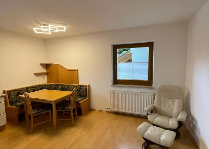 Apartment Fuer 4 Personen In Ruhiger Lage In St Johann Im Pongau *